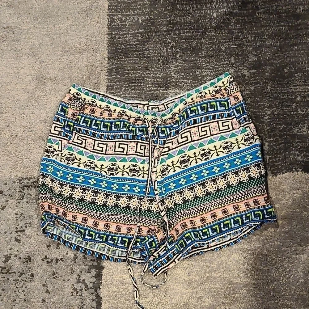 ‎No boundaries women's shirts size xs
